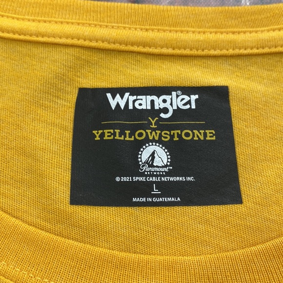RELISTED Wrangler Yellowstone Crop Top Yellow Cowgirl - Picture 5 of 7
